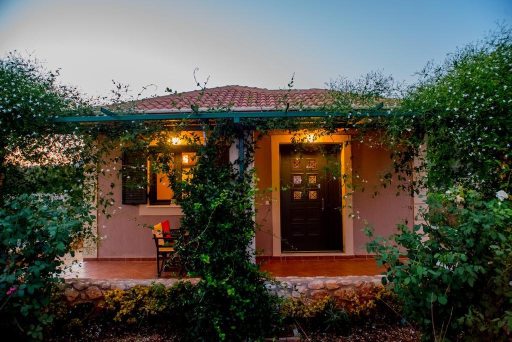 Korallis Villas Karavádhos 외부 사진
